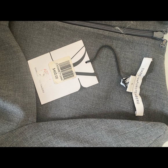 DVF "Katrina" dress grey in size 6. - Picture 4 of 6